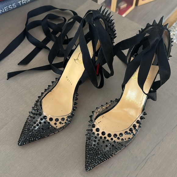 Christian Louboutin - Picture 10 of 11